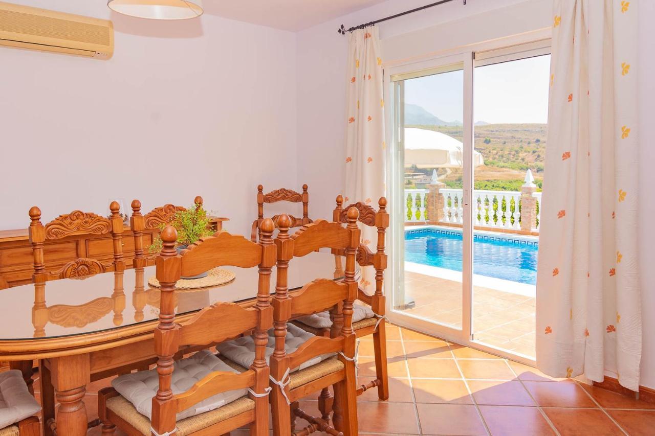 Villa Andalucia: Cerca De Todo, Intimidad Y Espacio Nerja Bagian luar foto