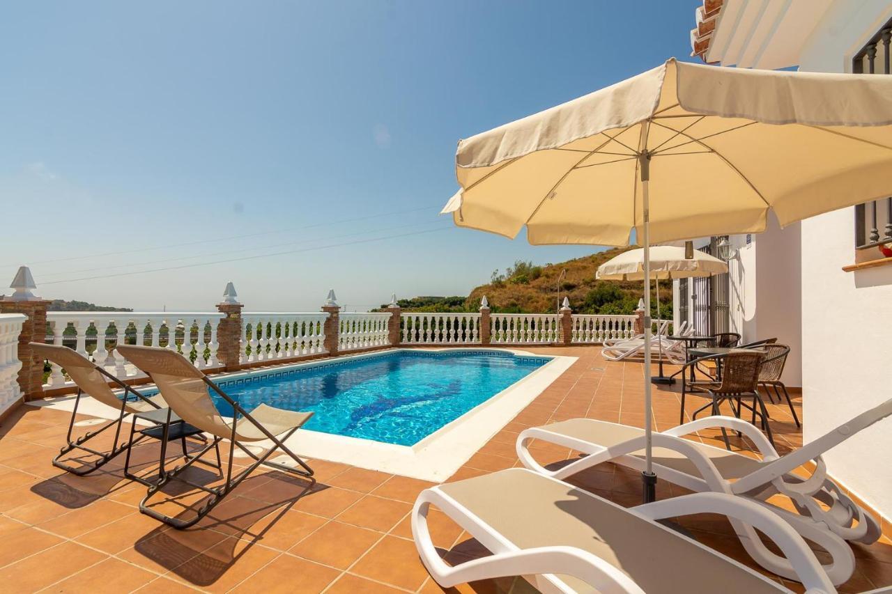 Villa Andalucia: Cerca De Todo, Intimidad Y Espacio Nerja Bagian luar foto