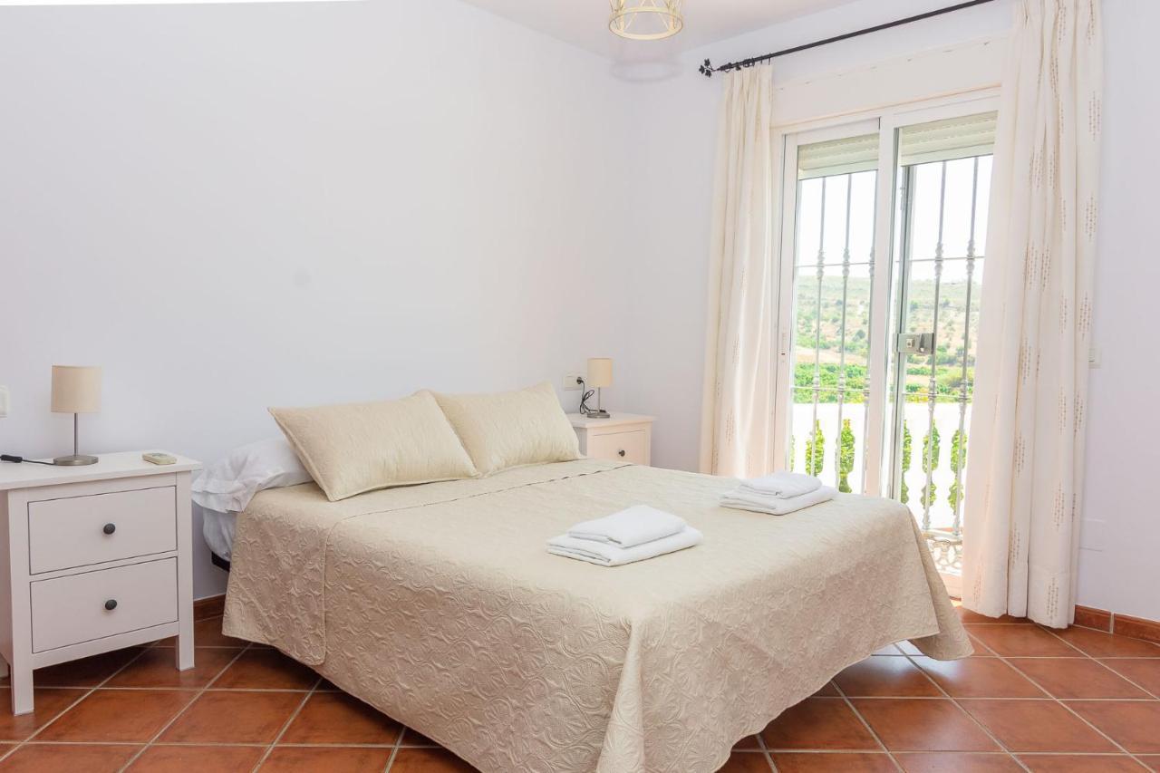 Villa Andalucia: Cerca De Todo, Intimidad Y Espacio Nerja Bagian luar foto