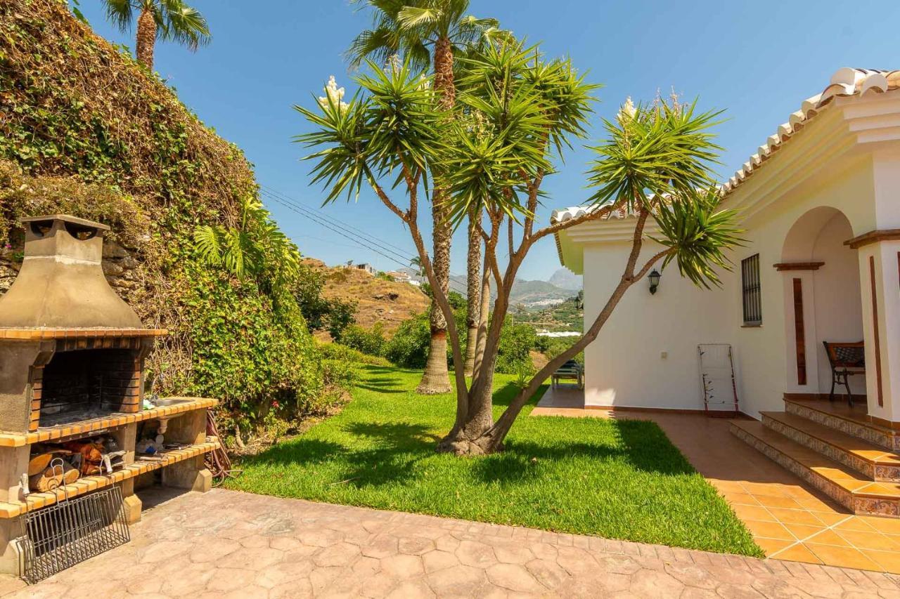 Villa Andalucia: Cerca De Todo, Intimidad Y Espacio Nerja Bagian luar foto