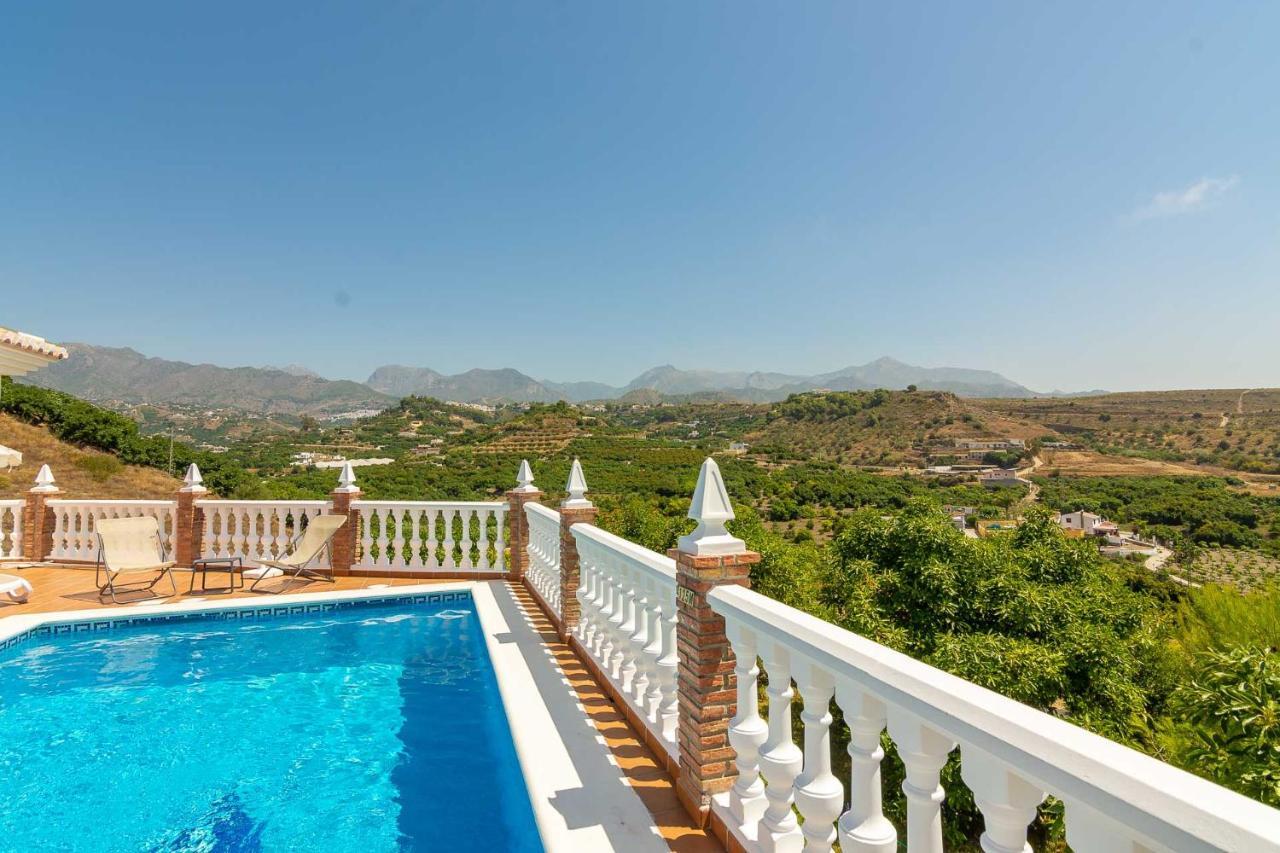Villa Andalucia: Cerca De Todo, Intimidad Y Espacio Nerja Bagian luar foto