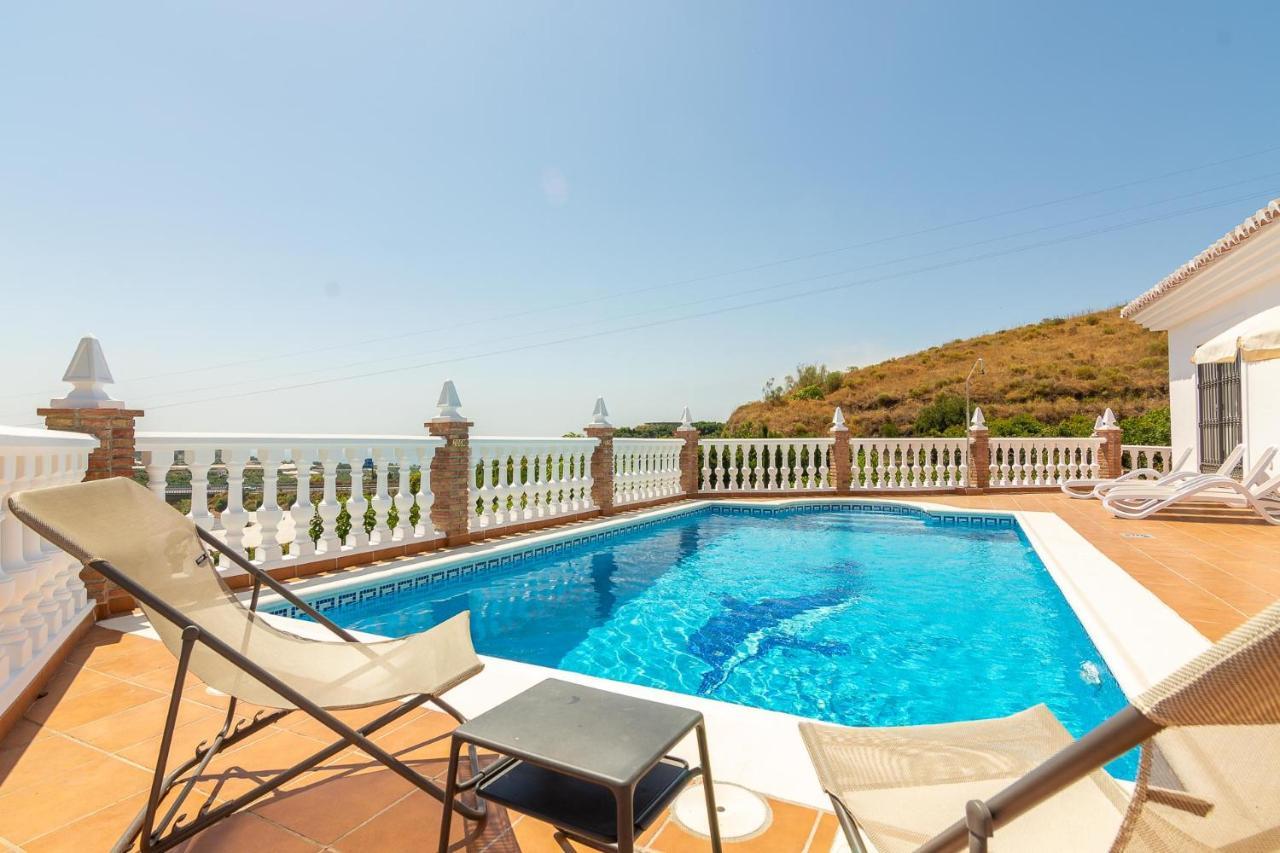 Villa Andalucia: Cerca De Todo, Intimidad Y Espacio Nerja Bagian luar foto