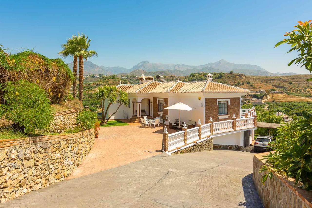 Villa Andalucia: Cerca De Todo, Intimidad Y Espacio Nerja Bagian luar foto
