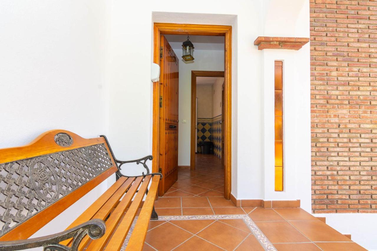 Villa Andalucia: Cerca De Todo, Intimidad Y Espacio Nerja Bagian luar foto